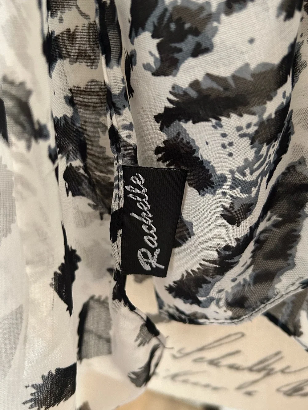 Black and White Leopard Pattern Two-Piece Scarf Set